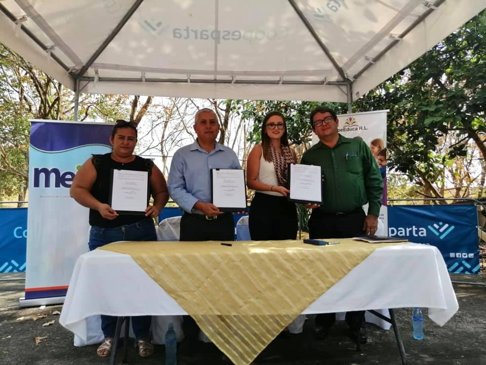 Firma del convenio 