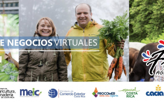 personas representando el sector agroalimentario